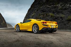 Ferrari F8 Spider 2019 года 
